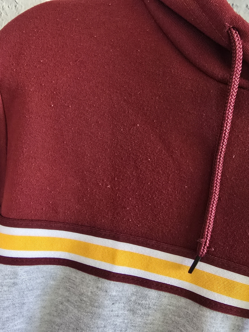 NFL Team Apparel Women's Washington Football Team Hoodie - Picture 8 of 15